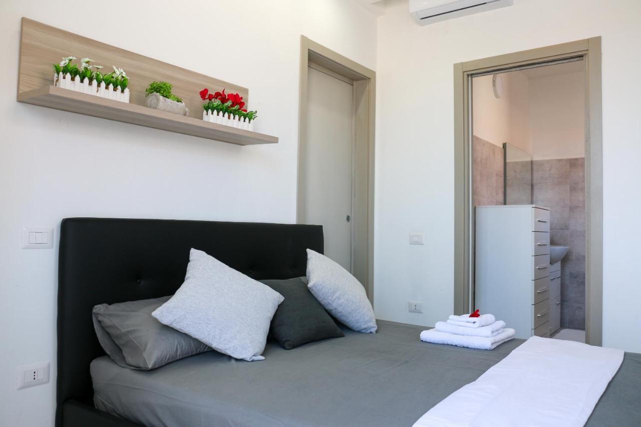 Villa Leonardo San Foca - Room, Pool & Restaurant Ngoại thất bức ảnh