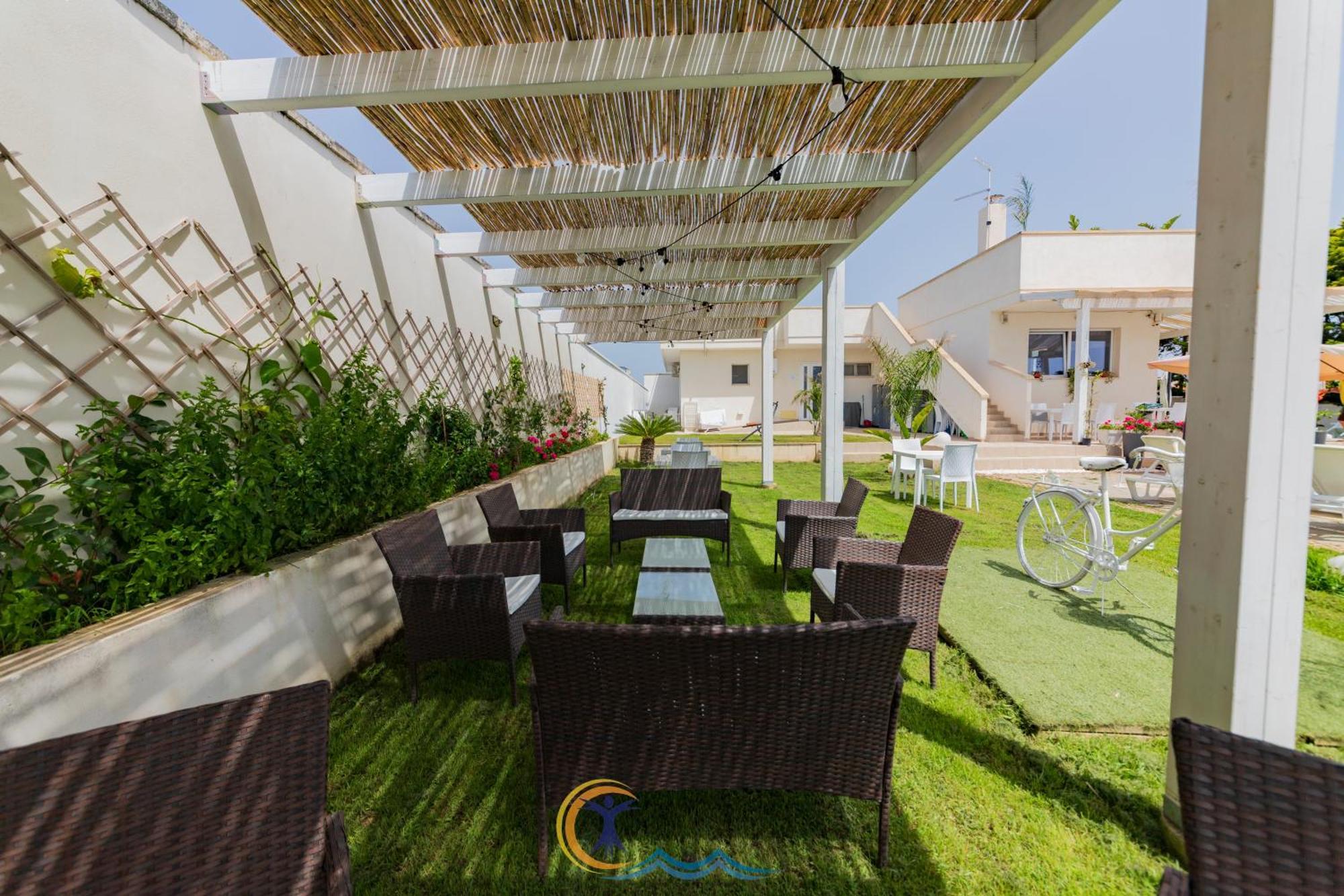Villa Leonardo San Foca - Room, Pool & Restaurant Ngoại thất bức ảnh