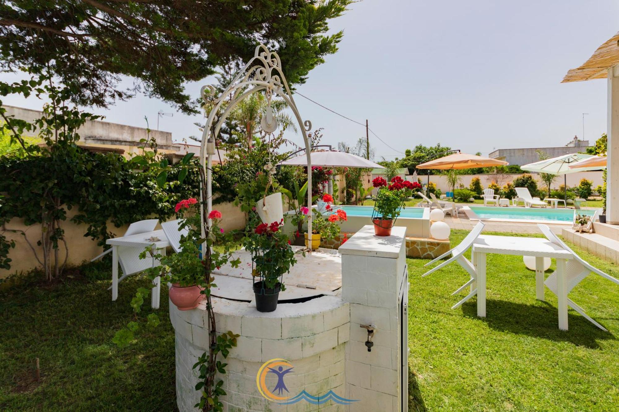 Villa Leonardo San Foca - Room, Pool & Restaurant Ngoại thất bức ảnh