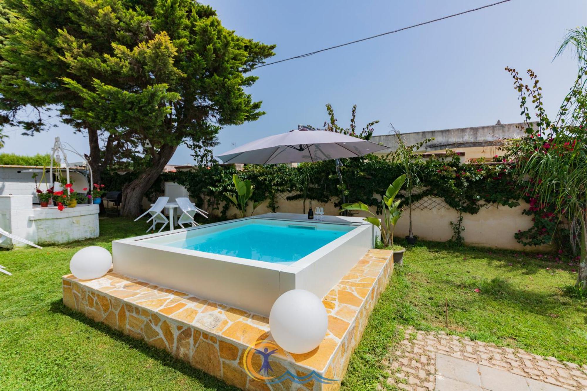 Villa Leonardo San Foca - Room, Pool & Restaurant Ngoại thất bức ảnh
