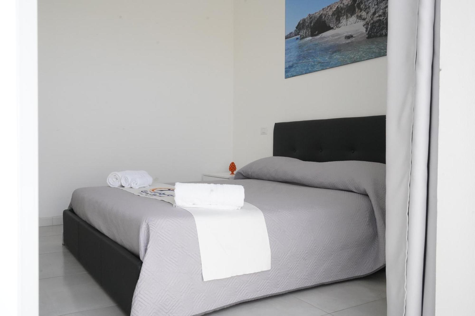 Villa Leonardo San Foca - Room, Pool & Restaurant Ngoại thất bức ảnh