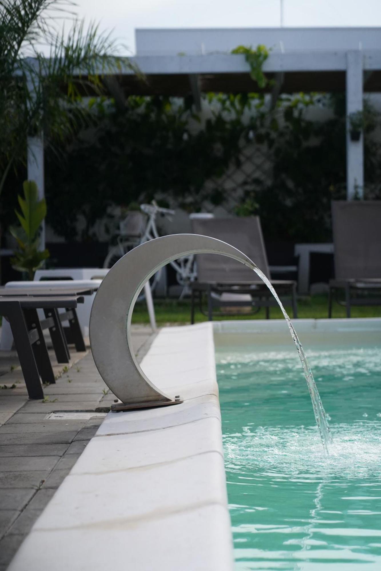 Villa Leonardo San Foca - Room, Pool & Restaurant Ngoại thất bức ảnh