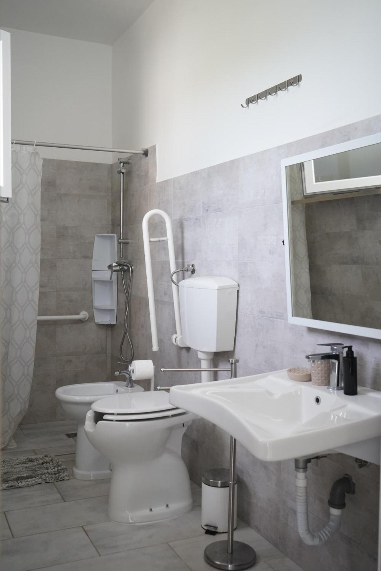 Villa Leonardo San Foca - Room, Pool & Restaurant Ngoại thất bức ảnh